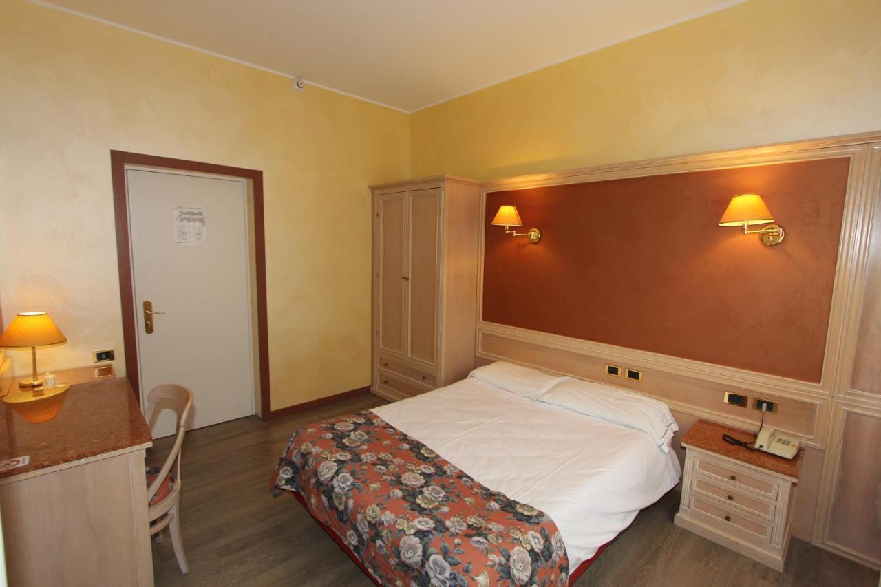 Park Hotel Reggio Emilia Exterior photo